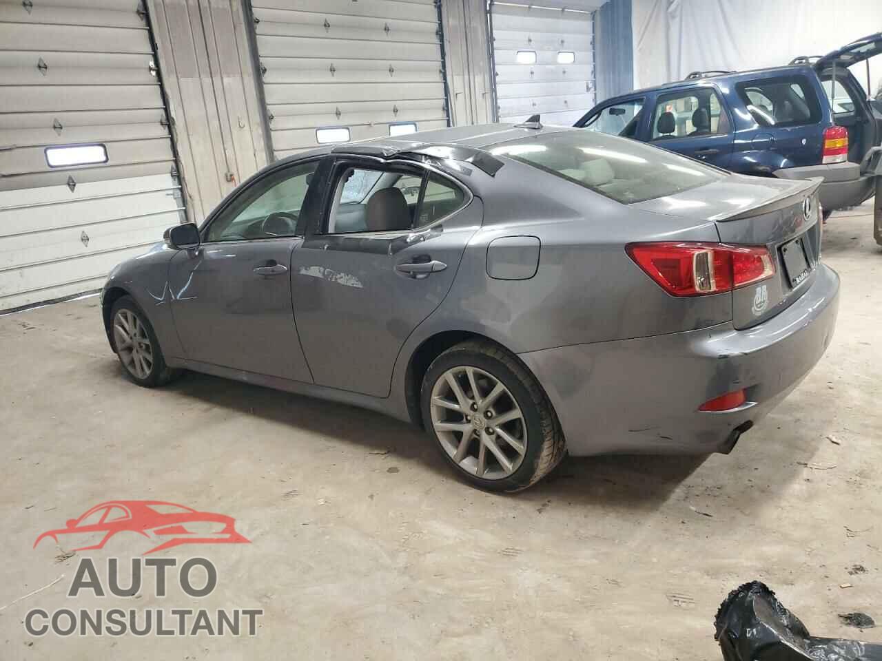 LEXUS IS 2013 - JTHCF5C2XD5062230