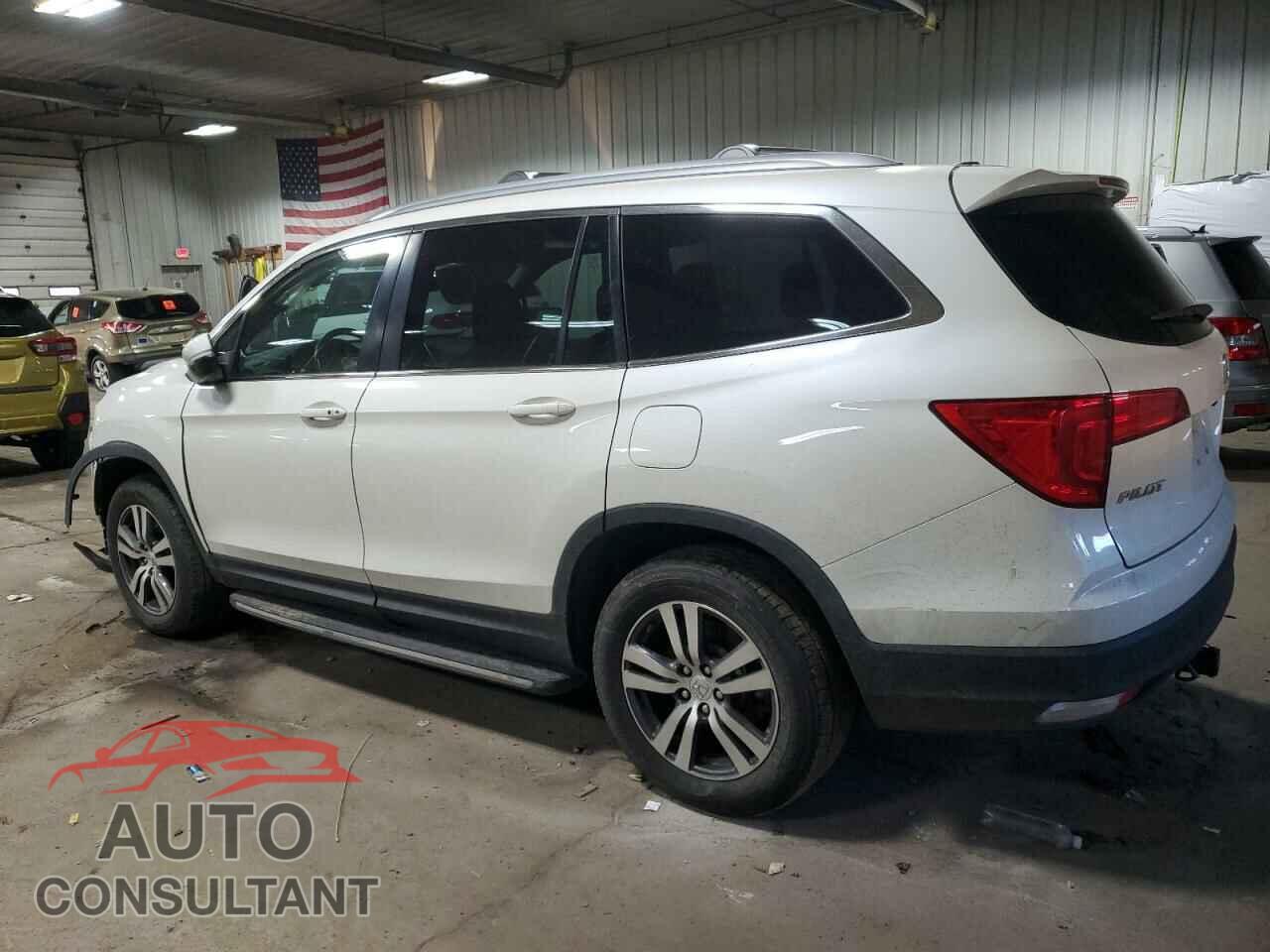 HONDA PILOT 2017 - 5FNYF6H52HB003001