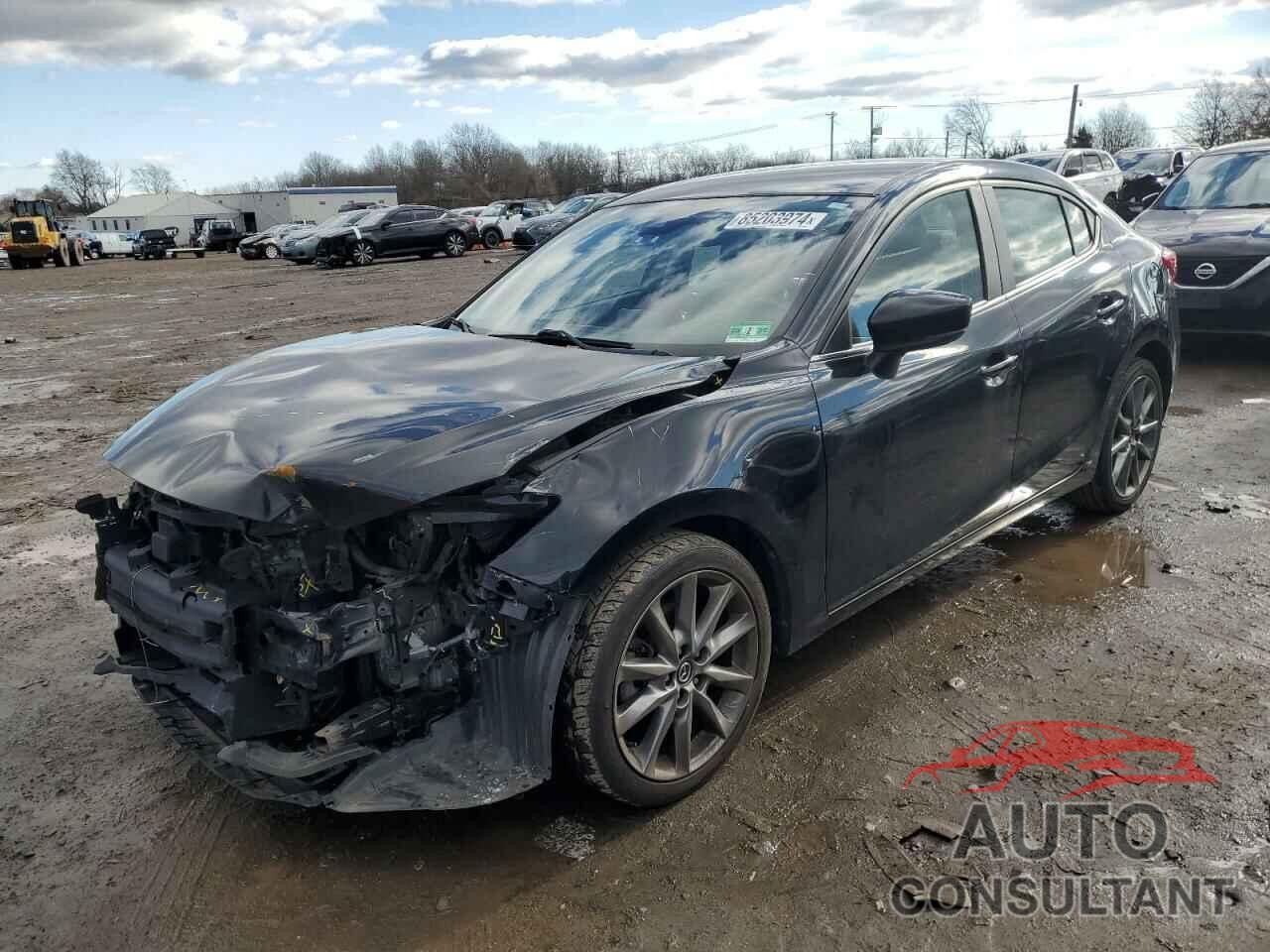 MAZDA 3 2018 - 3MZBN1V39JM208490