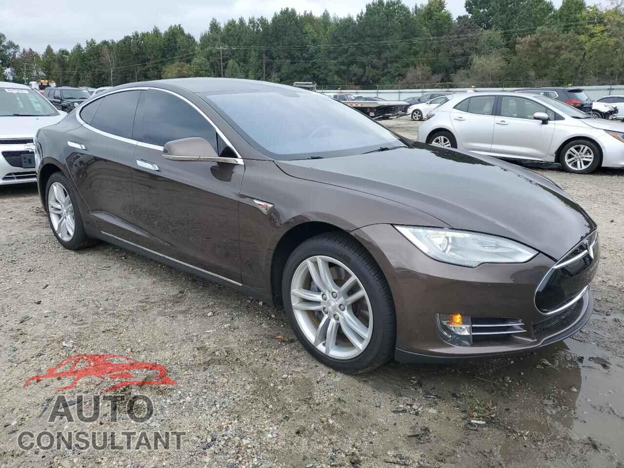 TESLA MODEL S 2014 - 5YJSA1H19EFP32550
