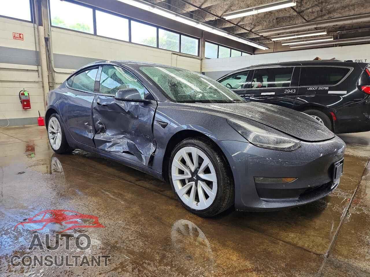 TESLA MODEL 3 2022 - 5YJ3E1EA1NF369075