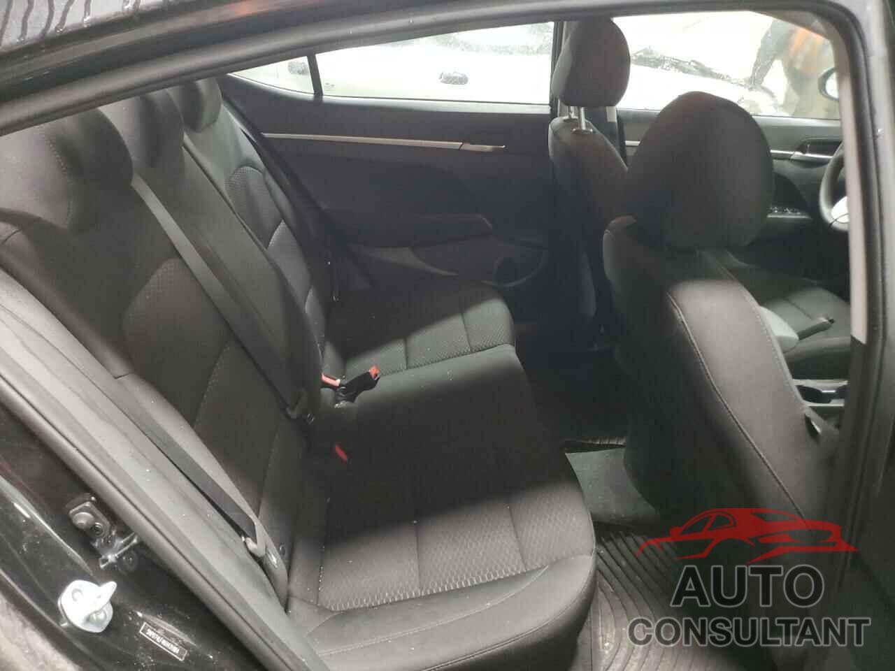 HYUNDAI ELANTRA 2019 - 5NPD74LF4KH431984