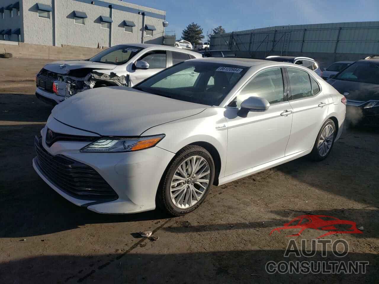TOYOTA CAMRY 2019 - 4T1B21HK1KU512422
