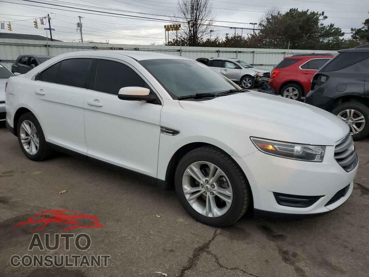 FORD TAURUS 2015 - 1FAHP2E84FG165421