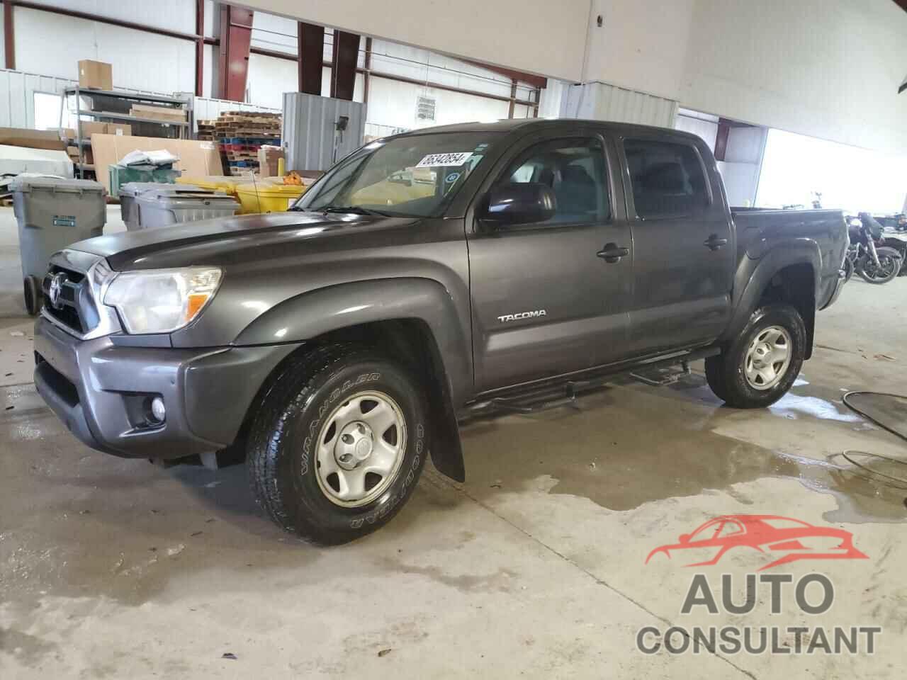 TOYOTA TACOMA 2015 - 5TFLU4EN3FX120145