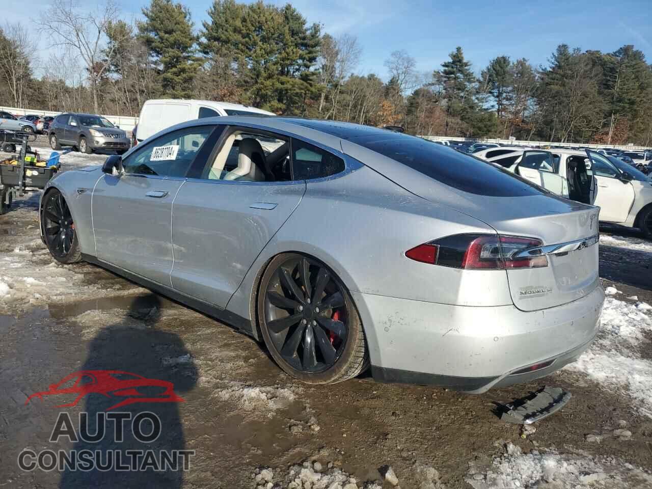 TESLA MODEL S 2014 - 5YJSA1H21EFP62585
