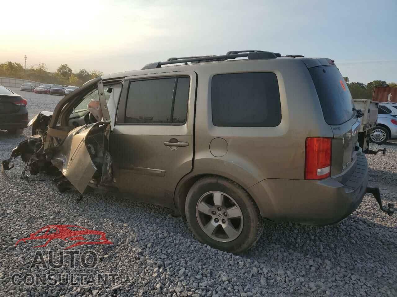 HONDA PILOT 2011 - 5FNYF3H55BB022020