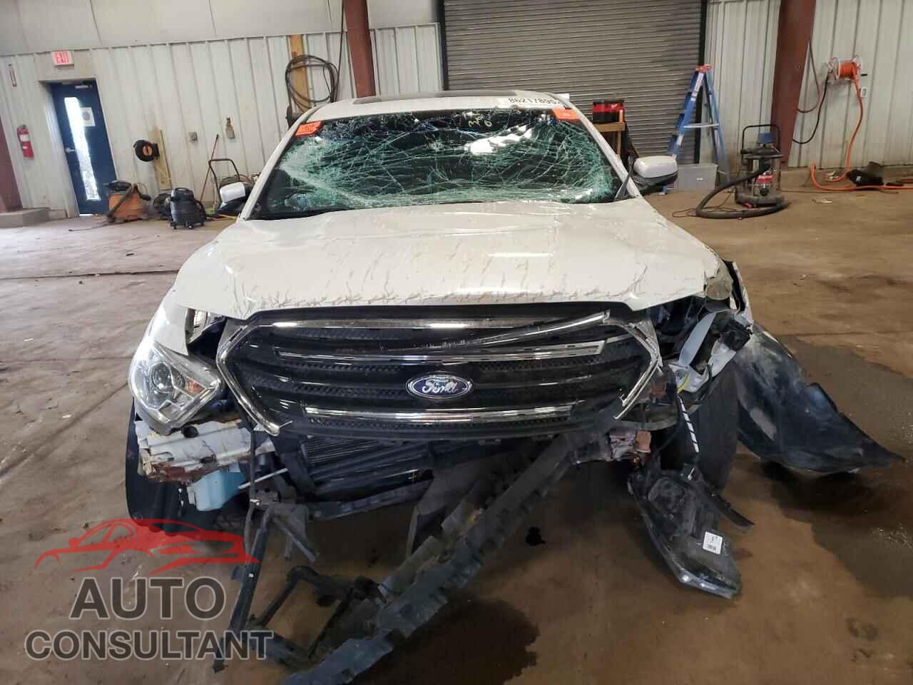 FORD TAURUS 2013 - 1FAHP2E82DG227668