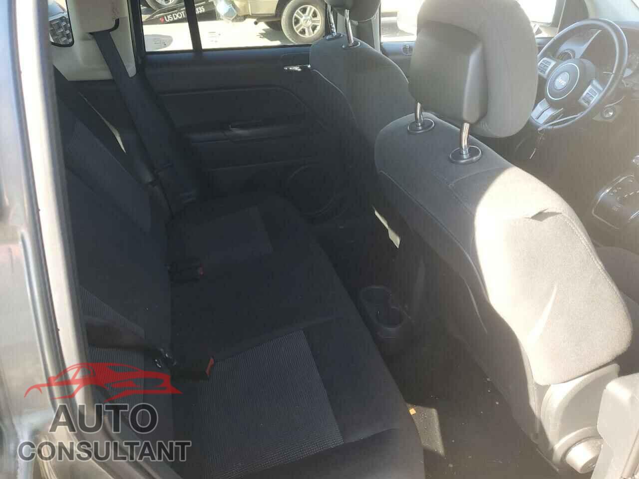 JEEP COMPASS 2012 - 1C4NJDEB8CD675581