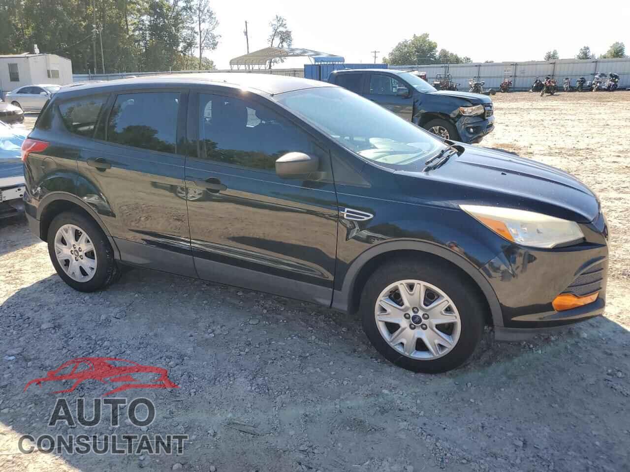 FORD ESCAPE 2013 - 1FMCU0F71DUD49104