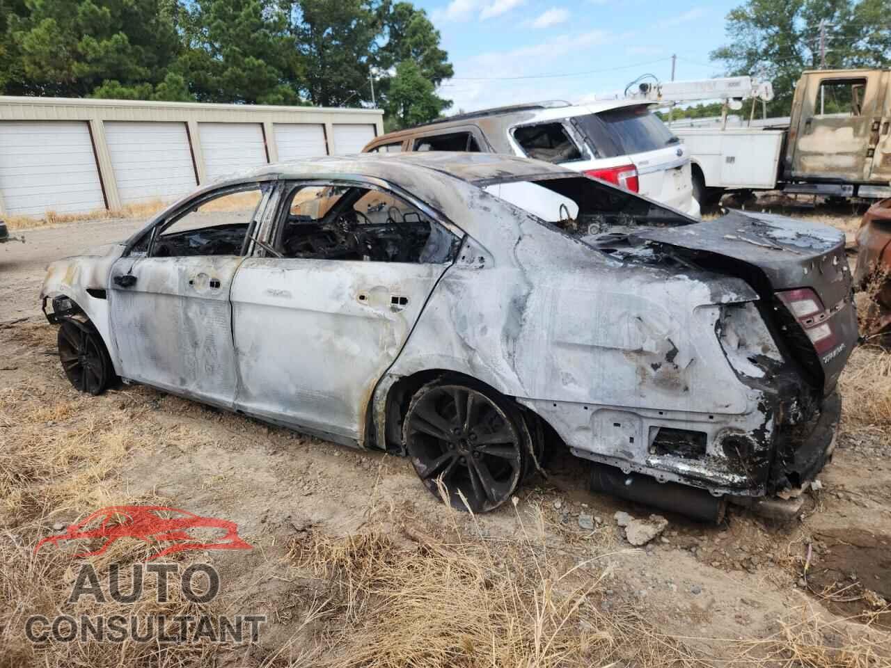 FORD TAURUS 2014 - 1FAHP2E84EG155244