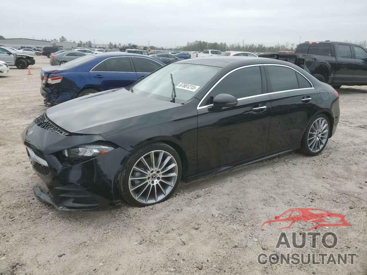 MERCEDES-BENZ A-CLASS 2022 - W1K3G4EB5NJ362875