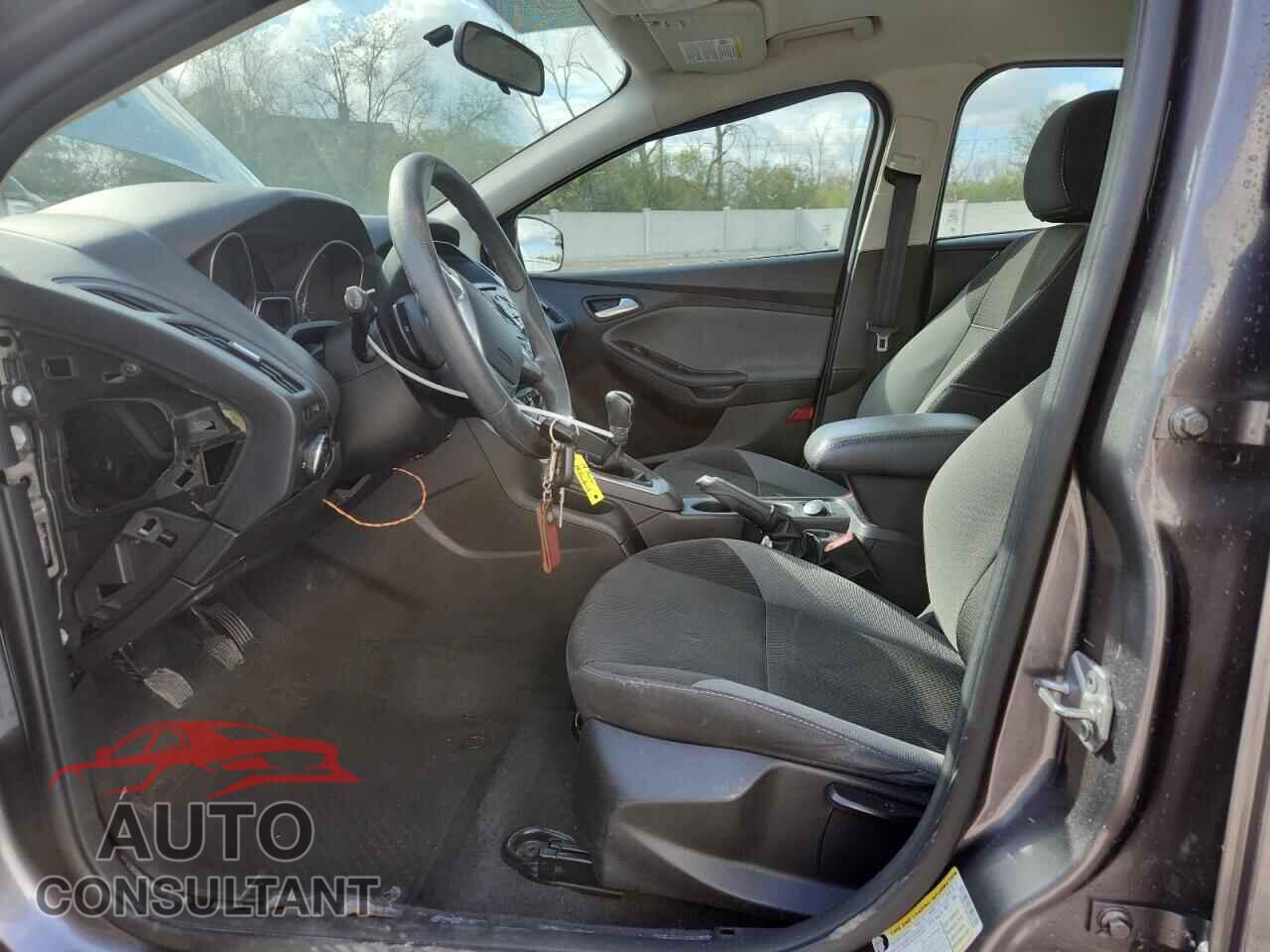 FORD FOCUS 2014 - 1FADP3F28EL346364