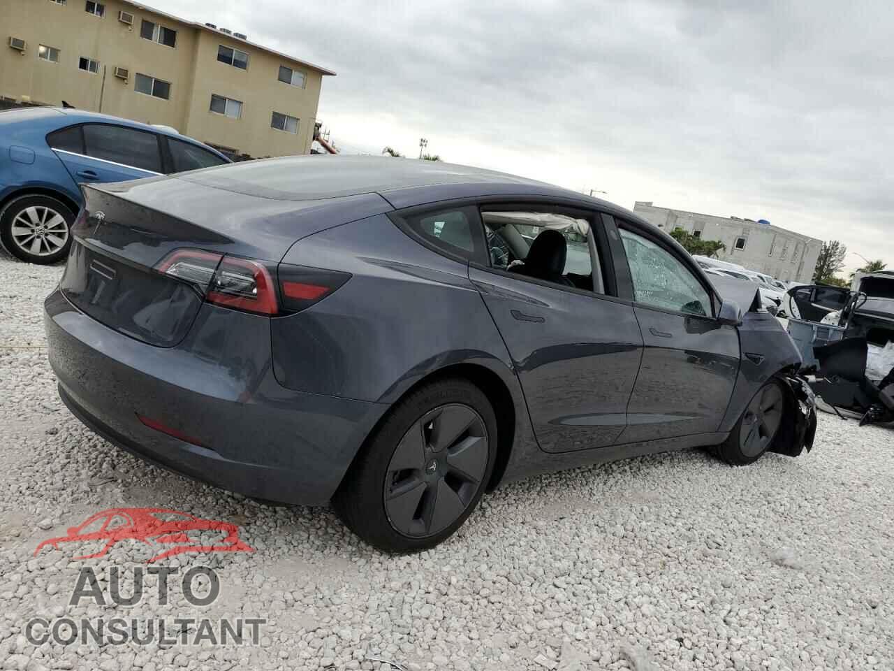 TESLA MODEL 3 2023 - 5YJ3E1EA4PF676582