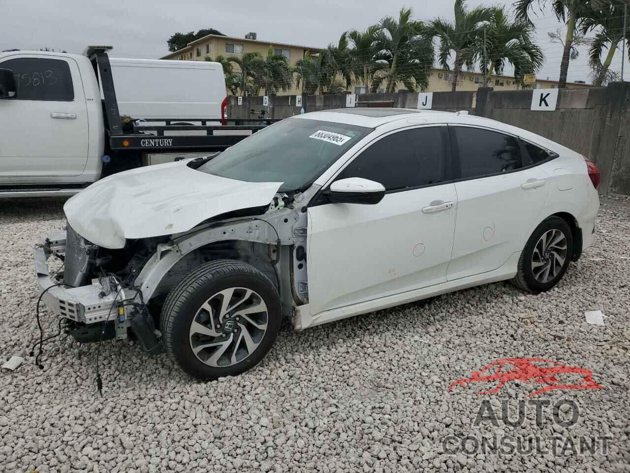 HONDA CIVIC 2018 - 2HGFC2F75JH568437