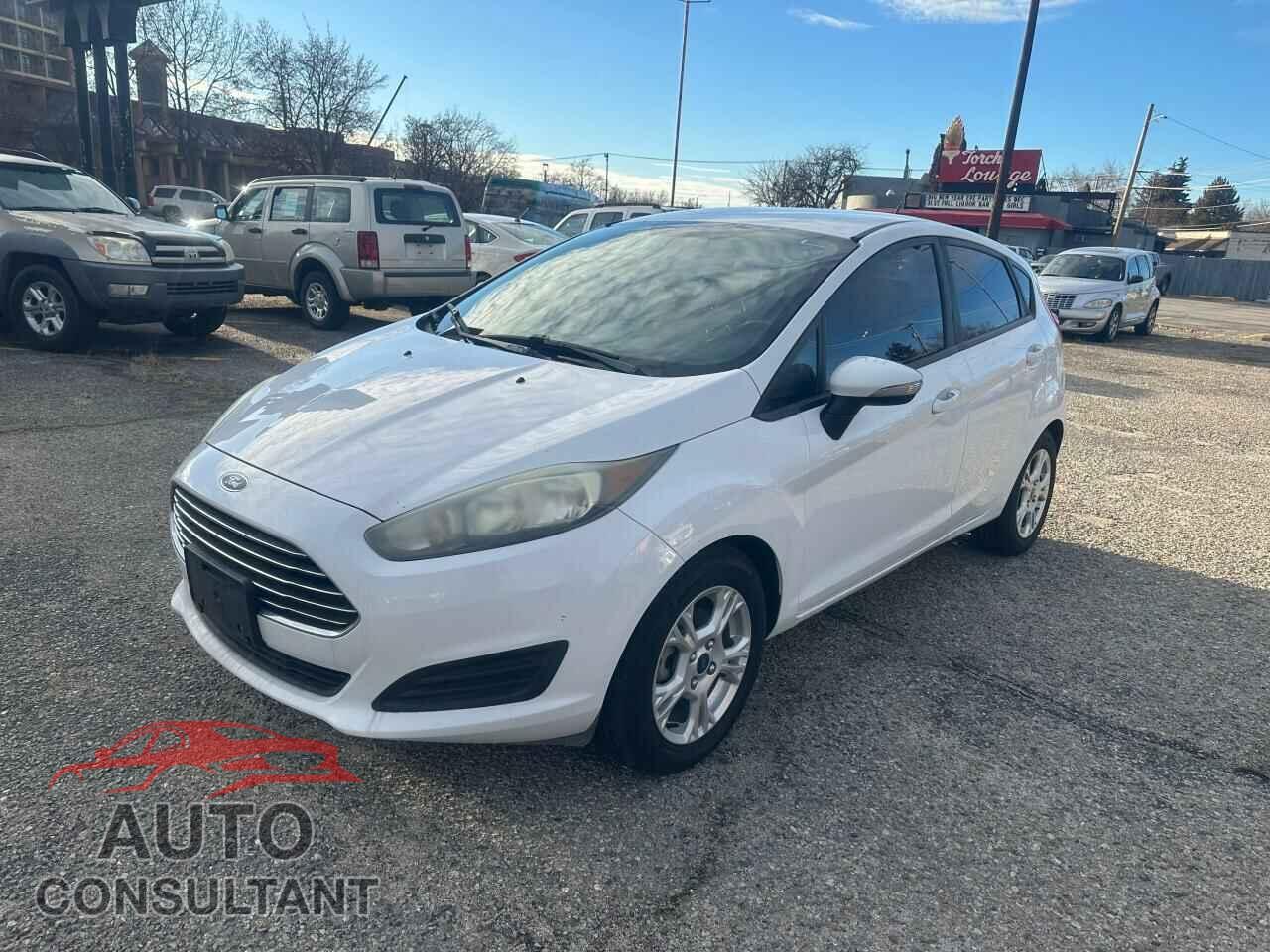 FORD FIESTA 2016 - 3FADP4EJ1GM105357