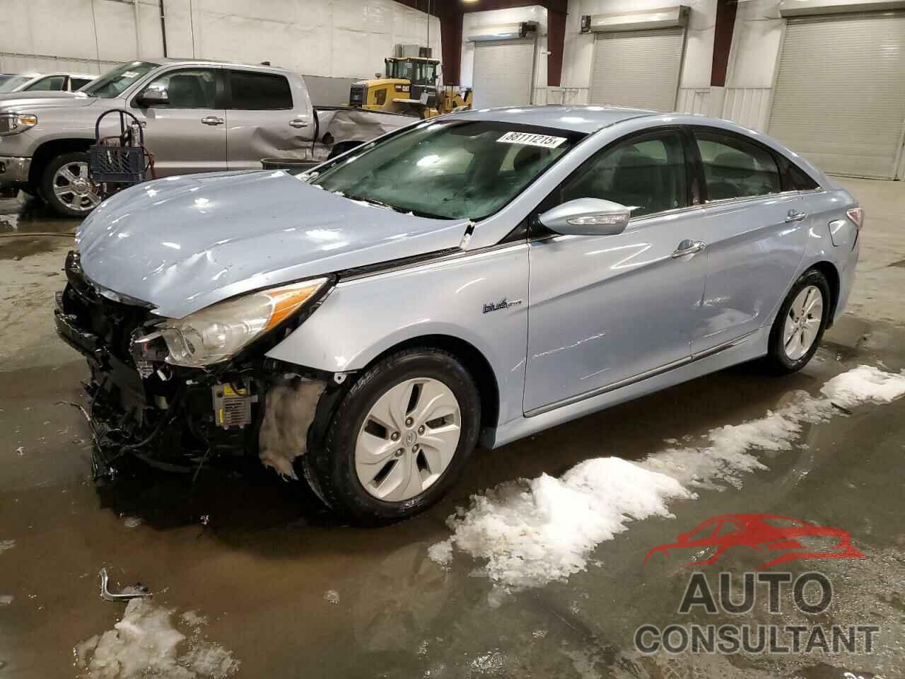 HYUNDAI SONATA 2013 - KMHEC4A43DA071548