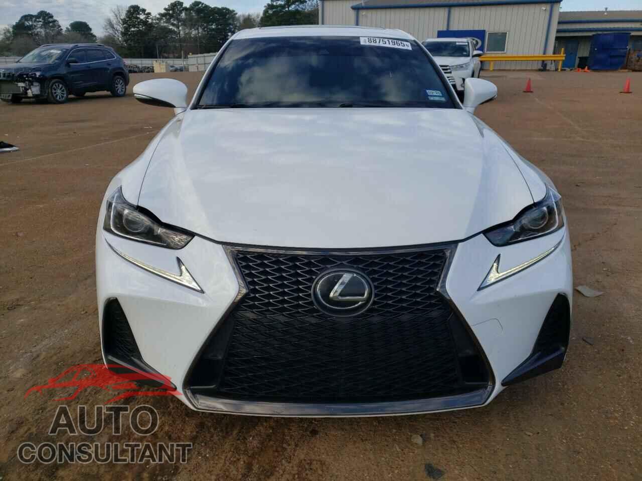 LEXUS IS 2018 - JTHBA1D2XJ5070163