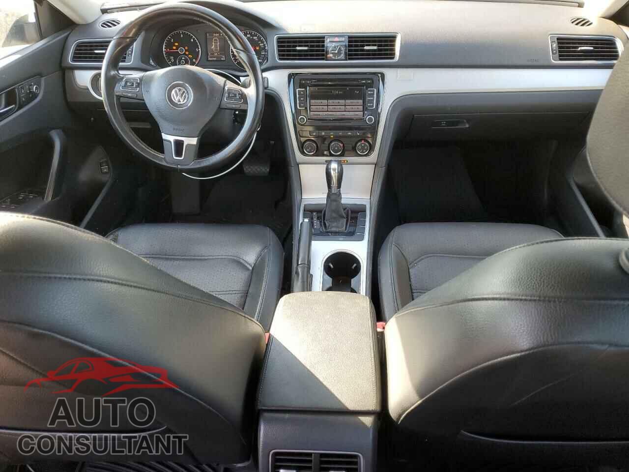 VOLKSWAGEN PASSAT 2013 - 1VWBN7A3XDC038963