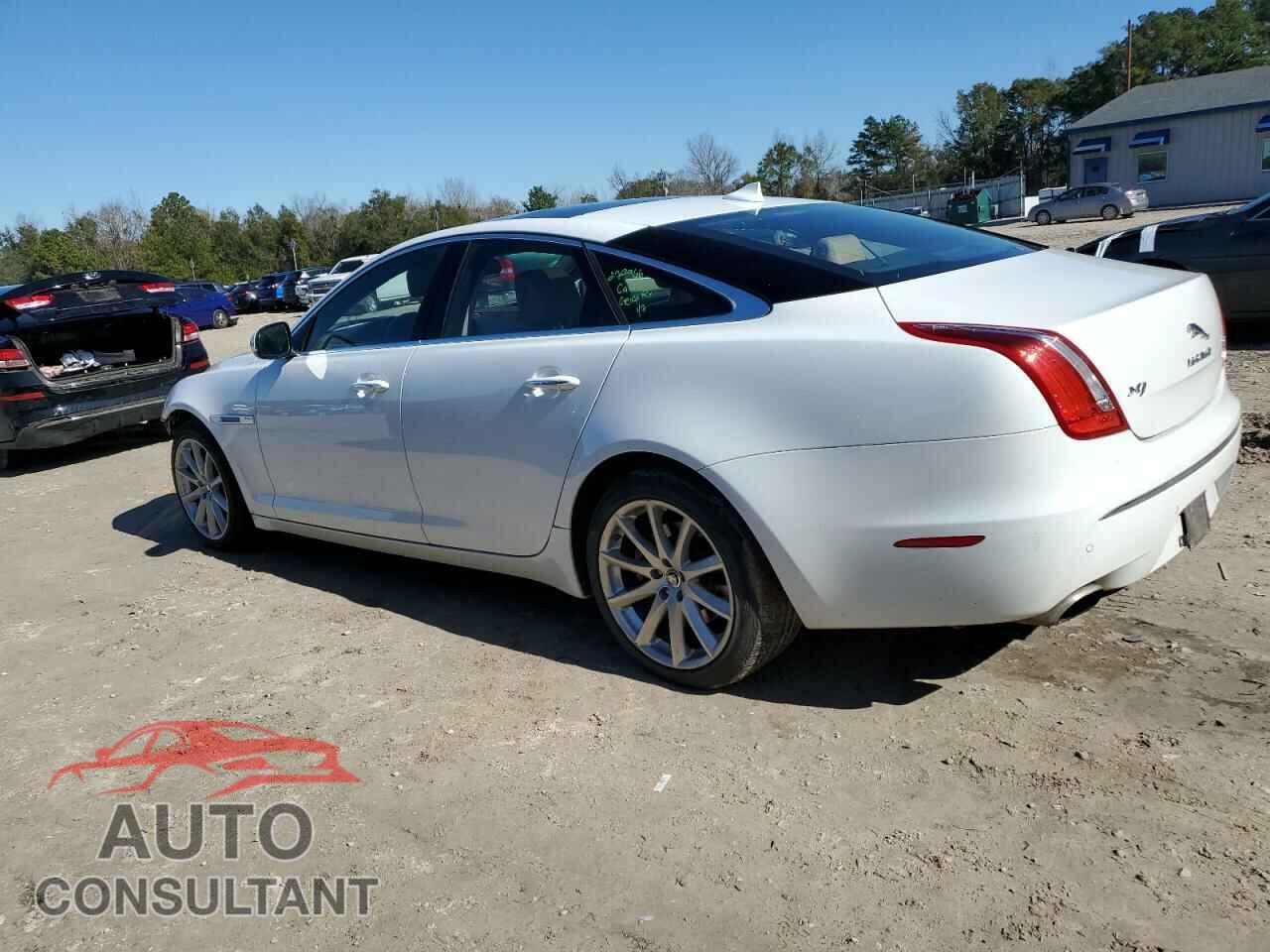 JAGUAR XJ 2013 - SAJWJ1CD3D8V48059