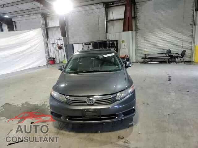 HONDA CIVIC 2012 - 2HGFB2F95CH553203