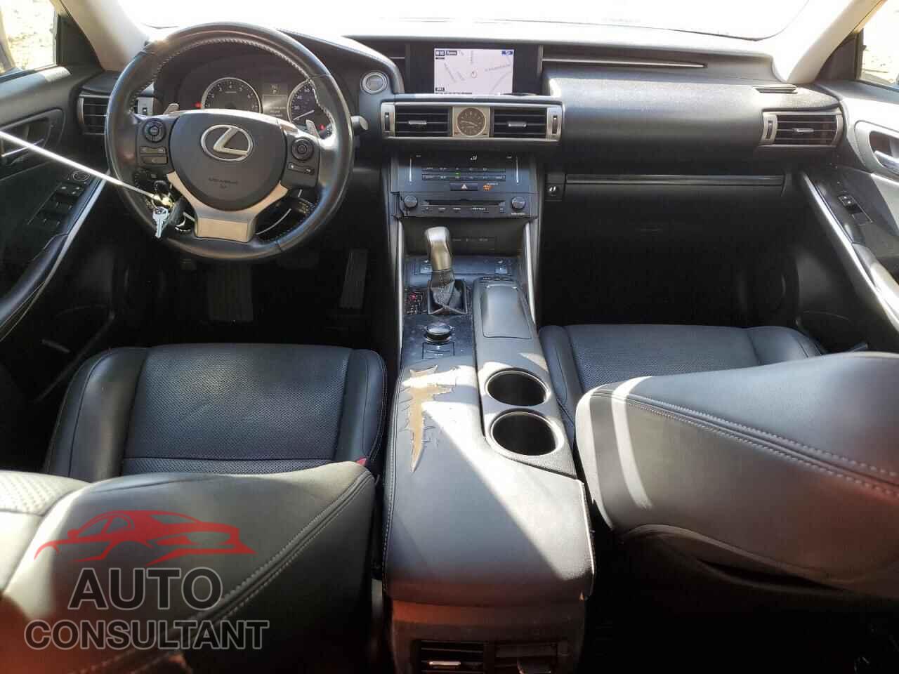 LEXUS IS 2014 - JTHBE1D28E5002230