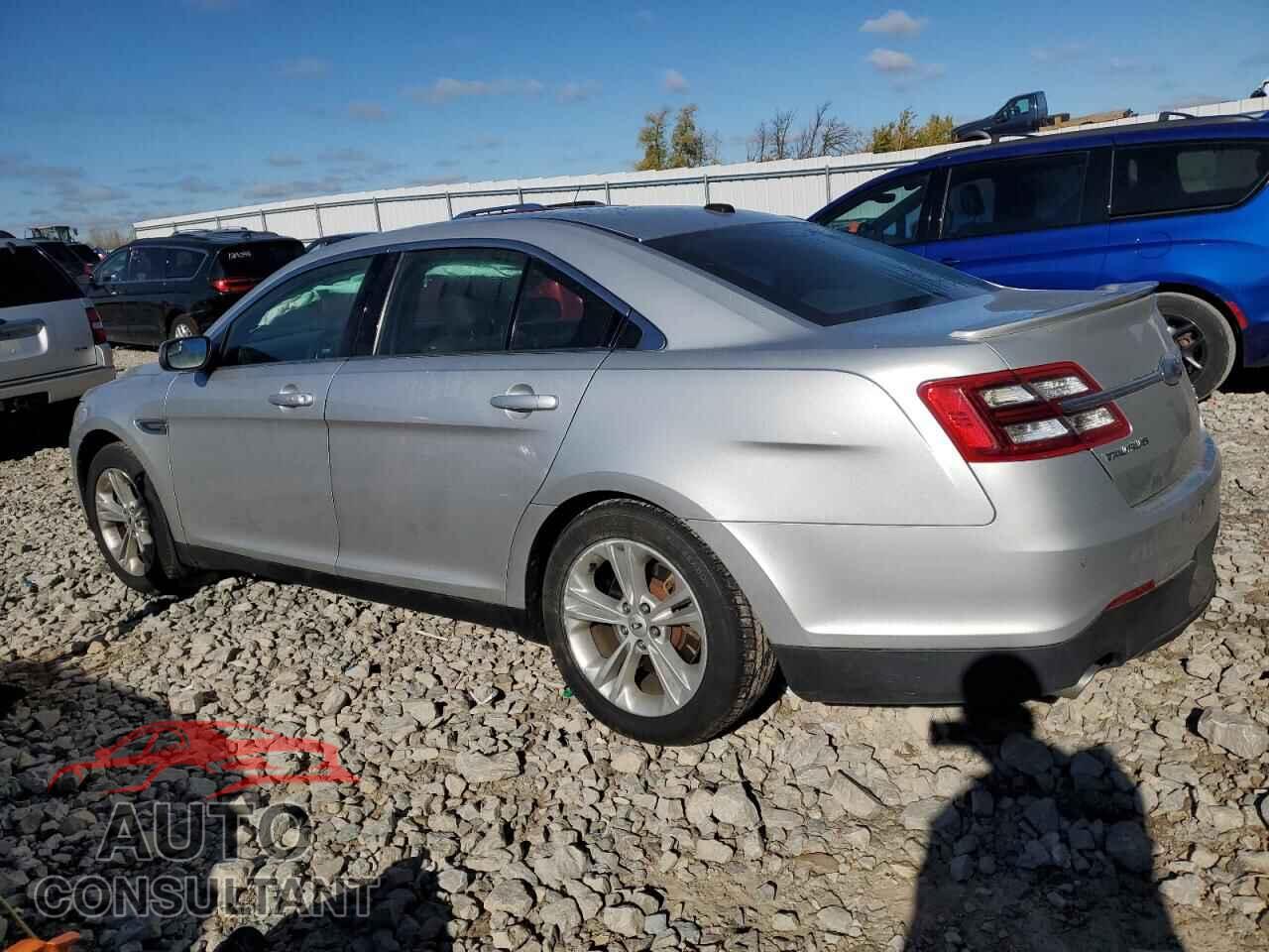 FORD TAURUS 2013 - 1FAHP2E85DG192401