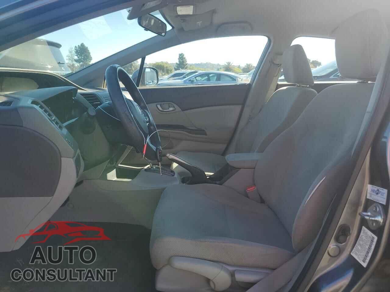 HONDA CIVIC 2012 - 2HGFB2F51CH324739