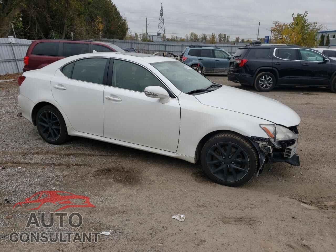 LEXUS IS 2011 - JTHCF5C24B2035359