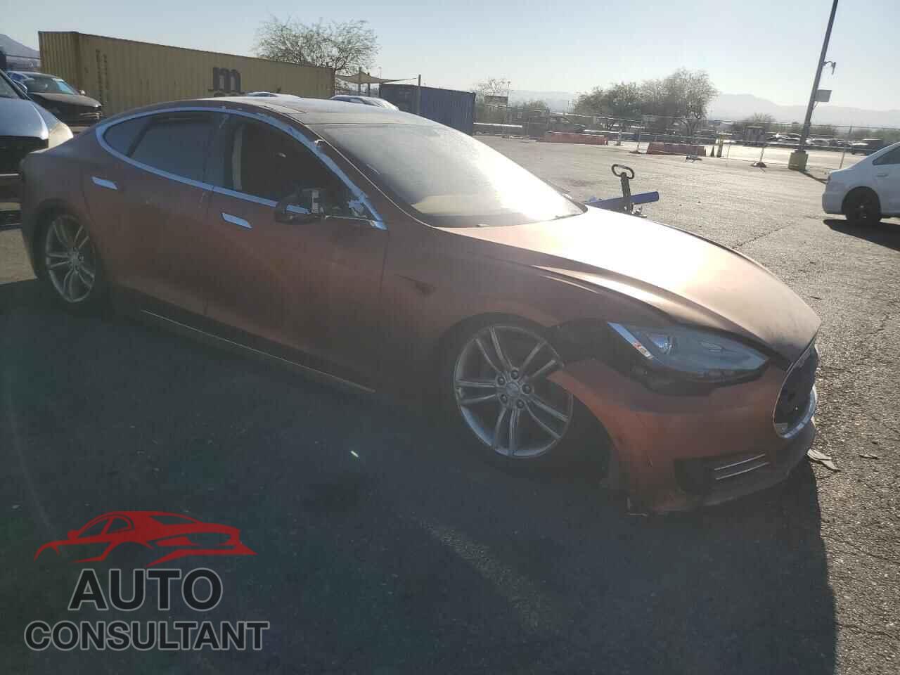 TESLA MODEL S 2013 - 5YJSA1AG9DFP12800