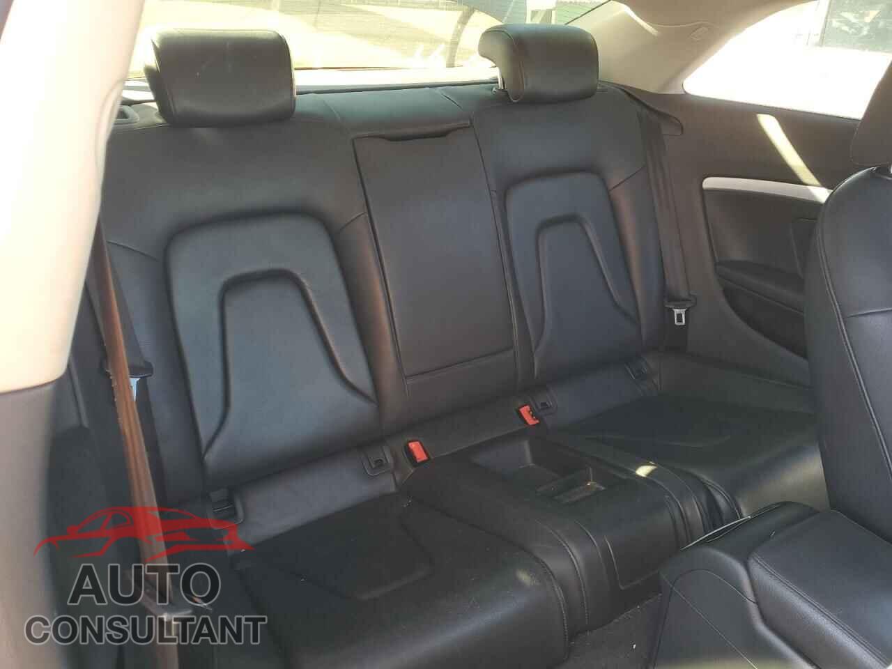 AUDI A5 2011 - WAUCFAFR8BA009319