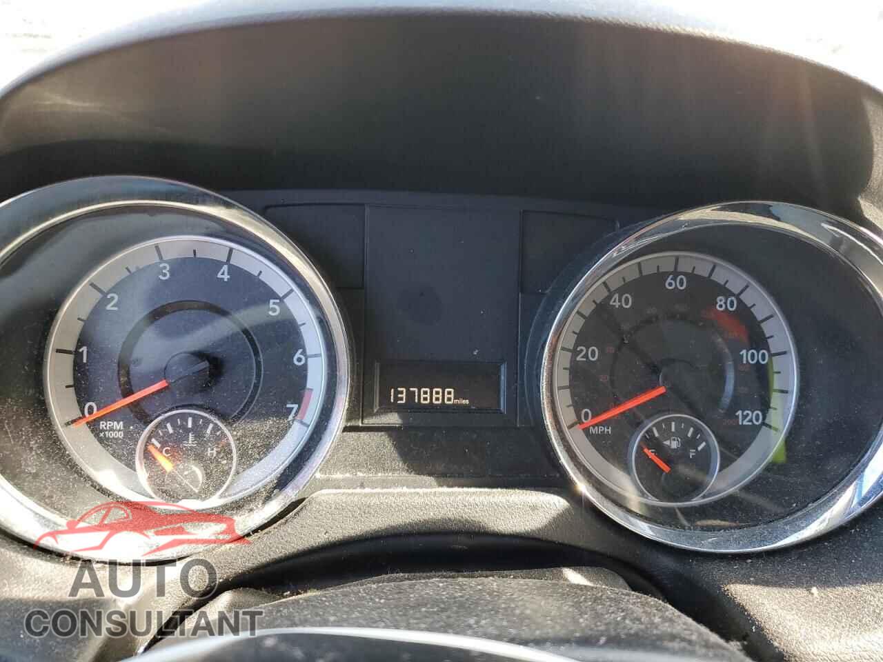 DODGE CARAVAN 2013 - 2C4RDGBG2DR557230