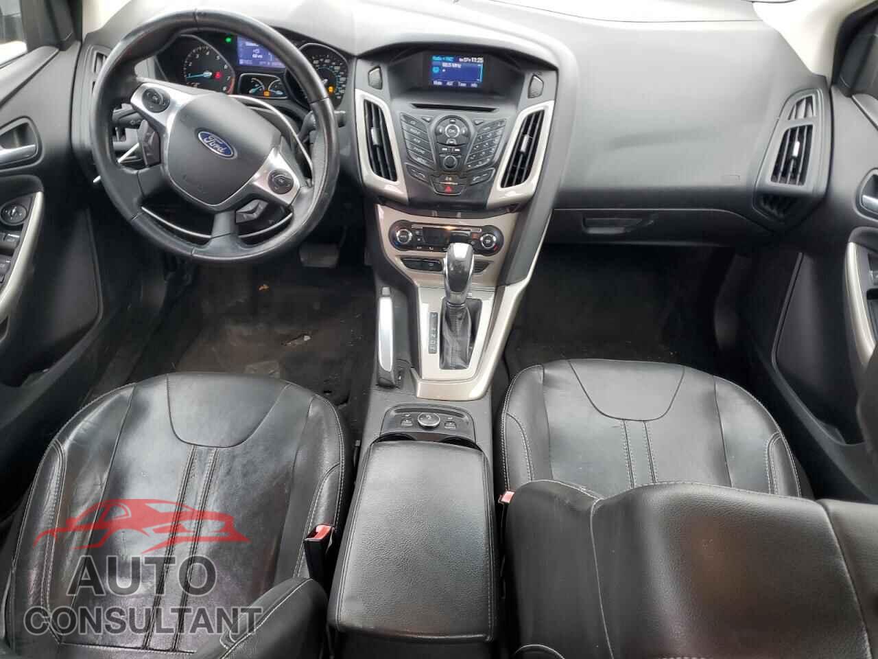 FORD FOCUS 2012 - 1FAHP3H24CL457473