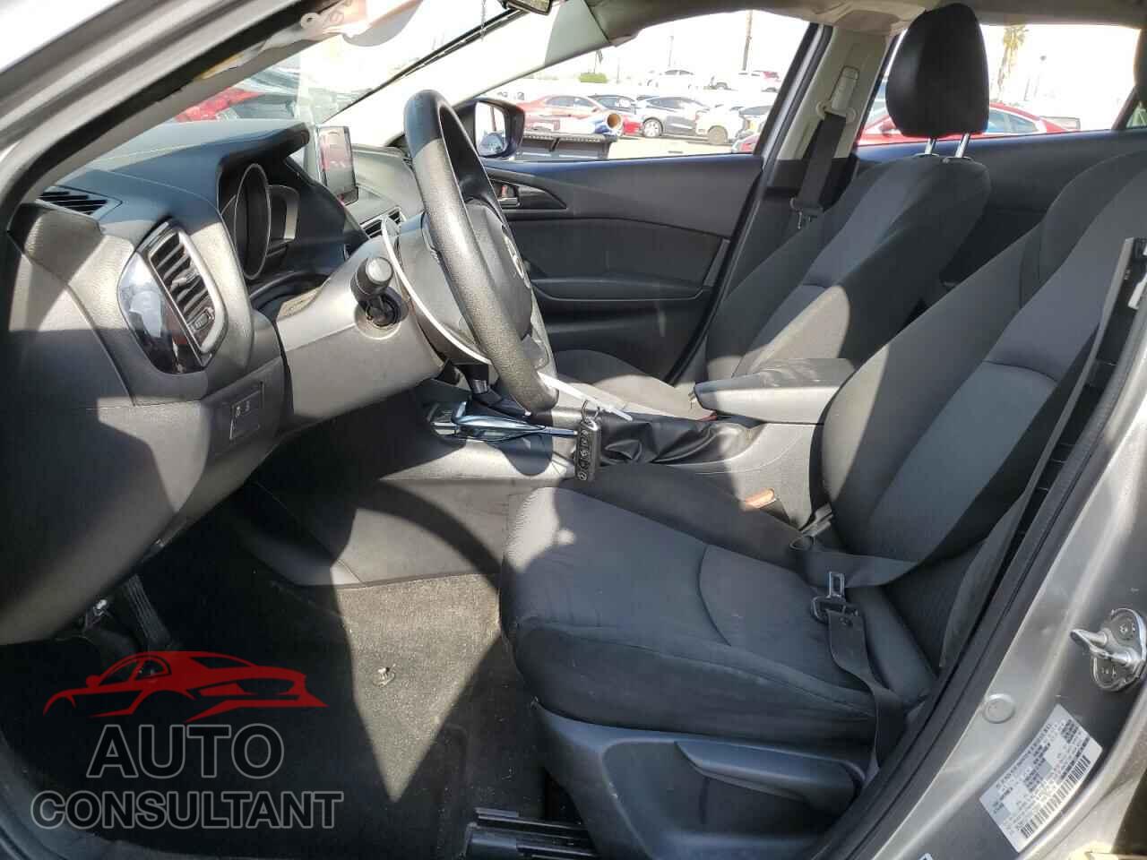 MAZDA 3 2015 - 3MZBM1U71FM172681