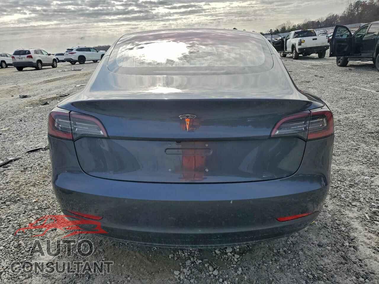 TESLA MODEL 3 2018 - 5YJ3E1EA3JF036600