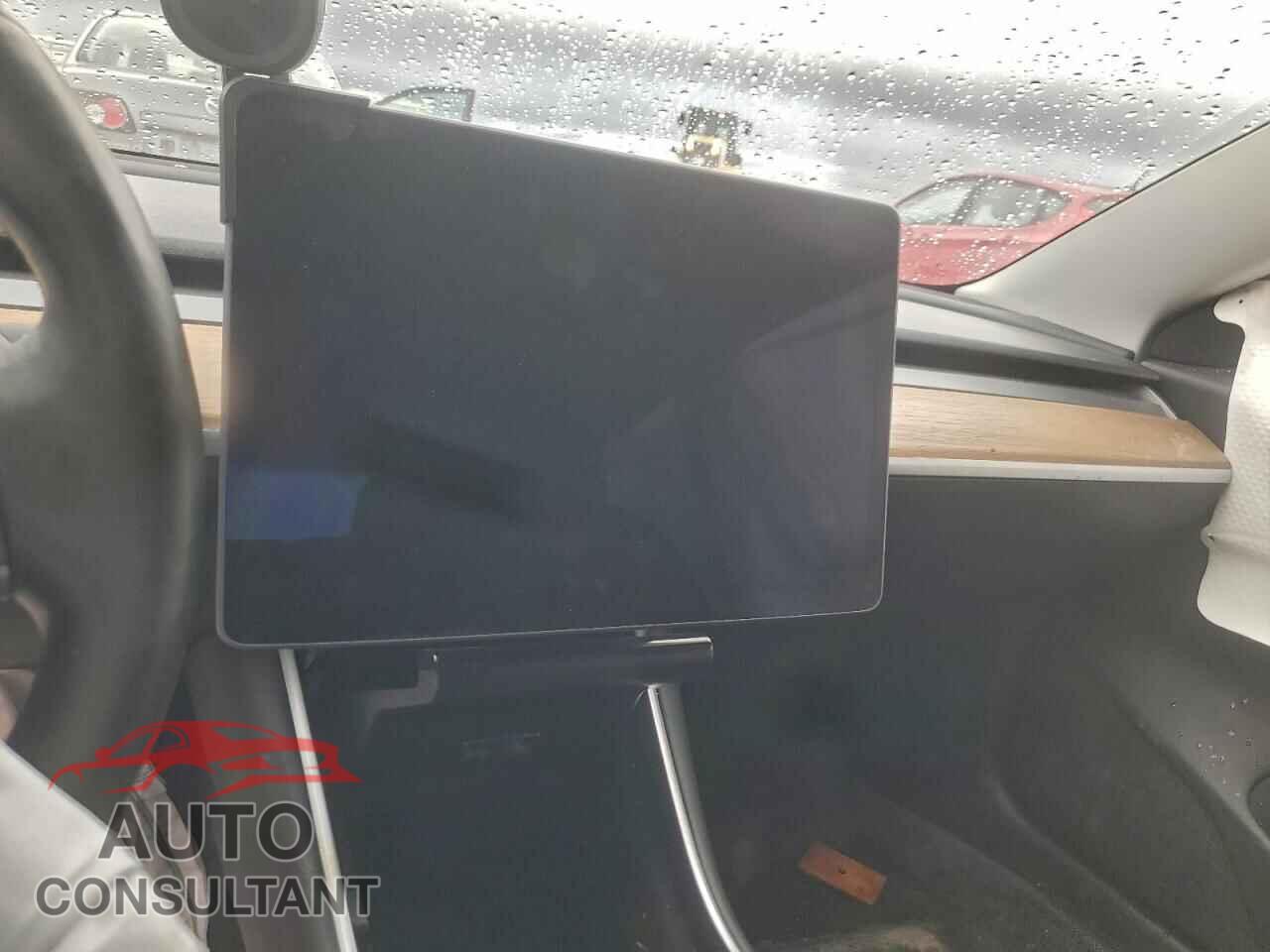 TESLA MODEL 3 2019 - 5YJ3E1EA4KF306564