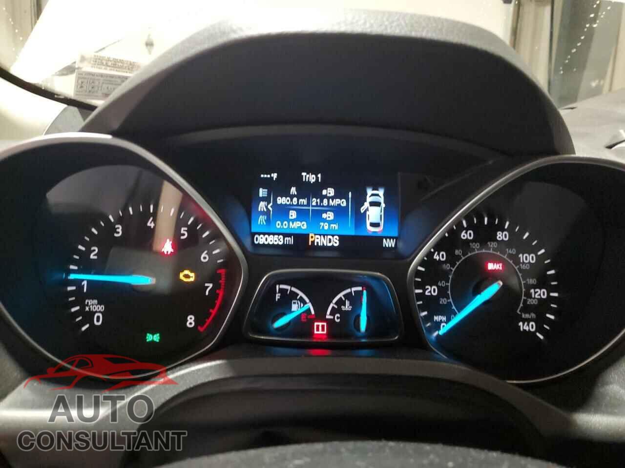 FORD ESCAPE 2017 - 1FMCU9JD4HUD39920