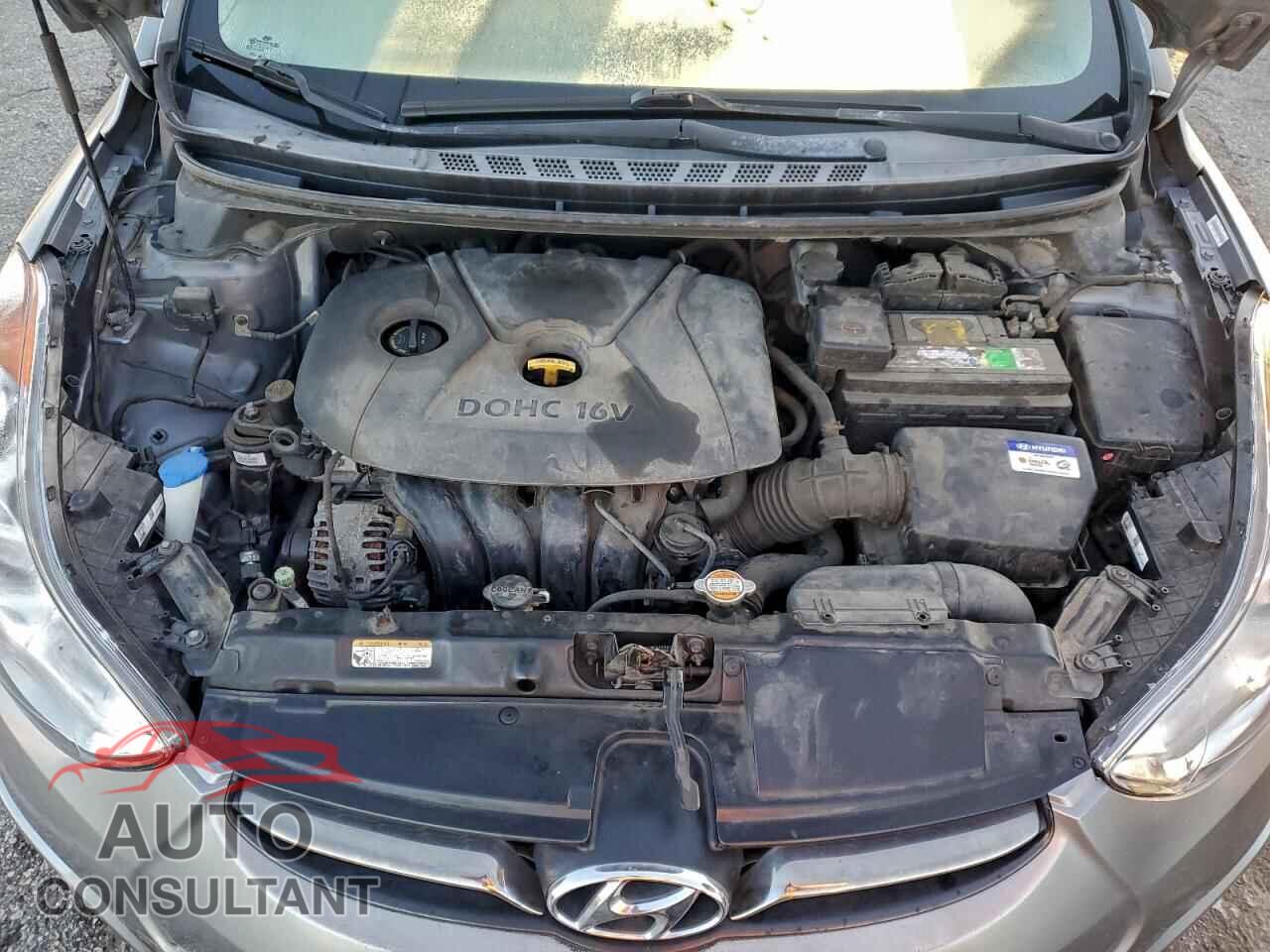 HYUNDAI ELANTRA 2011 - KMHDH4AE5BU160555