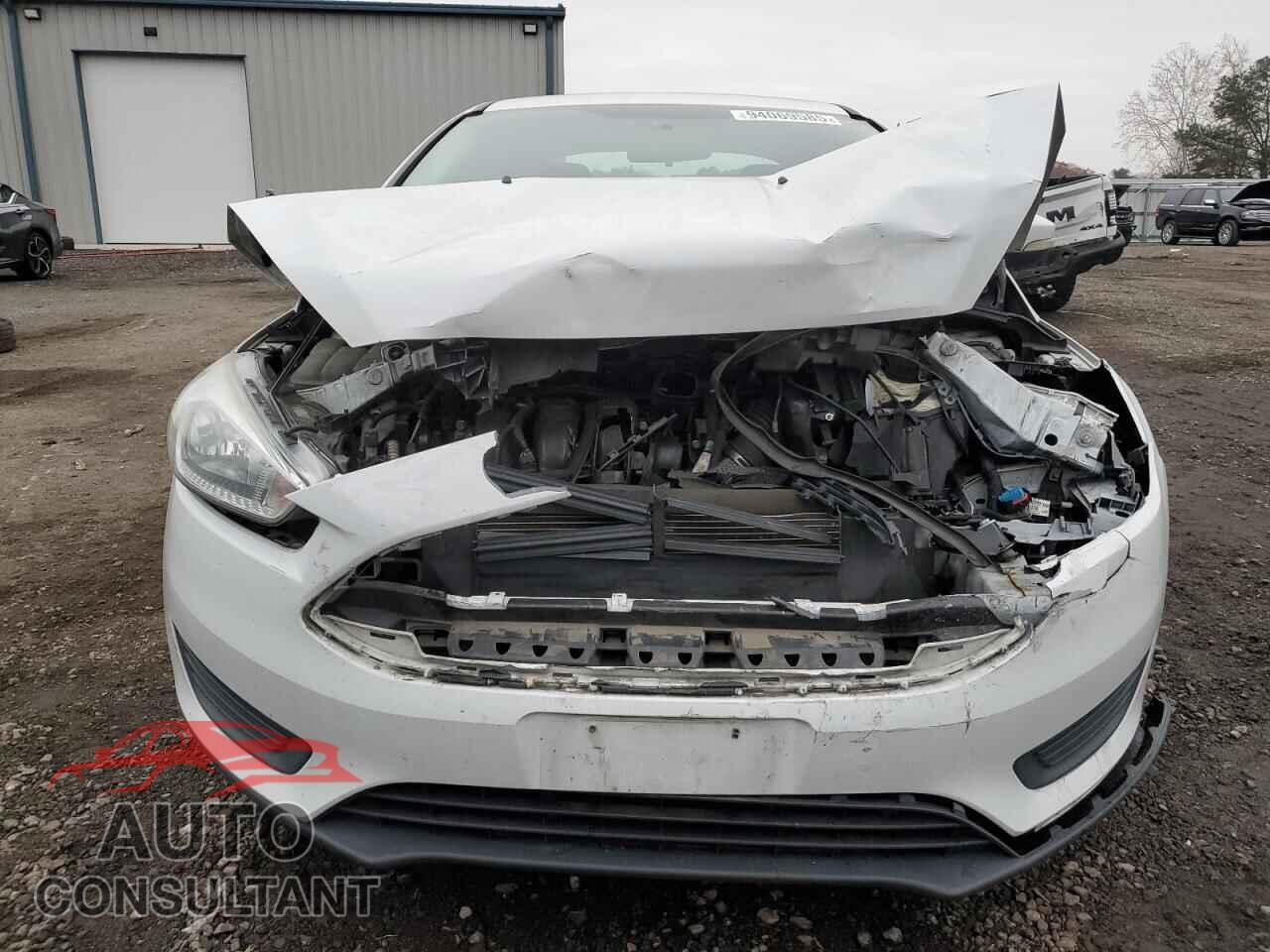 FORD FOCUS 2016 - 1FADP3F27GL336038