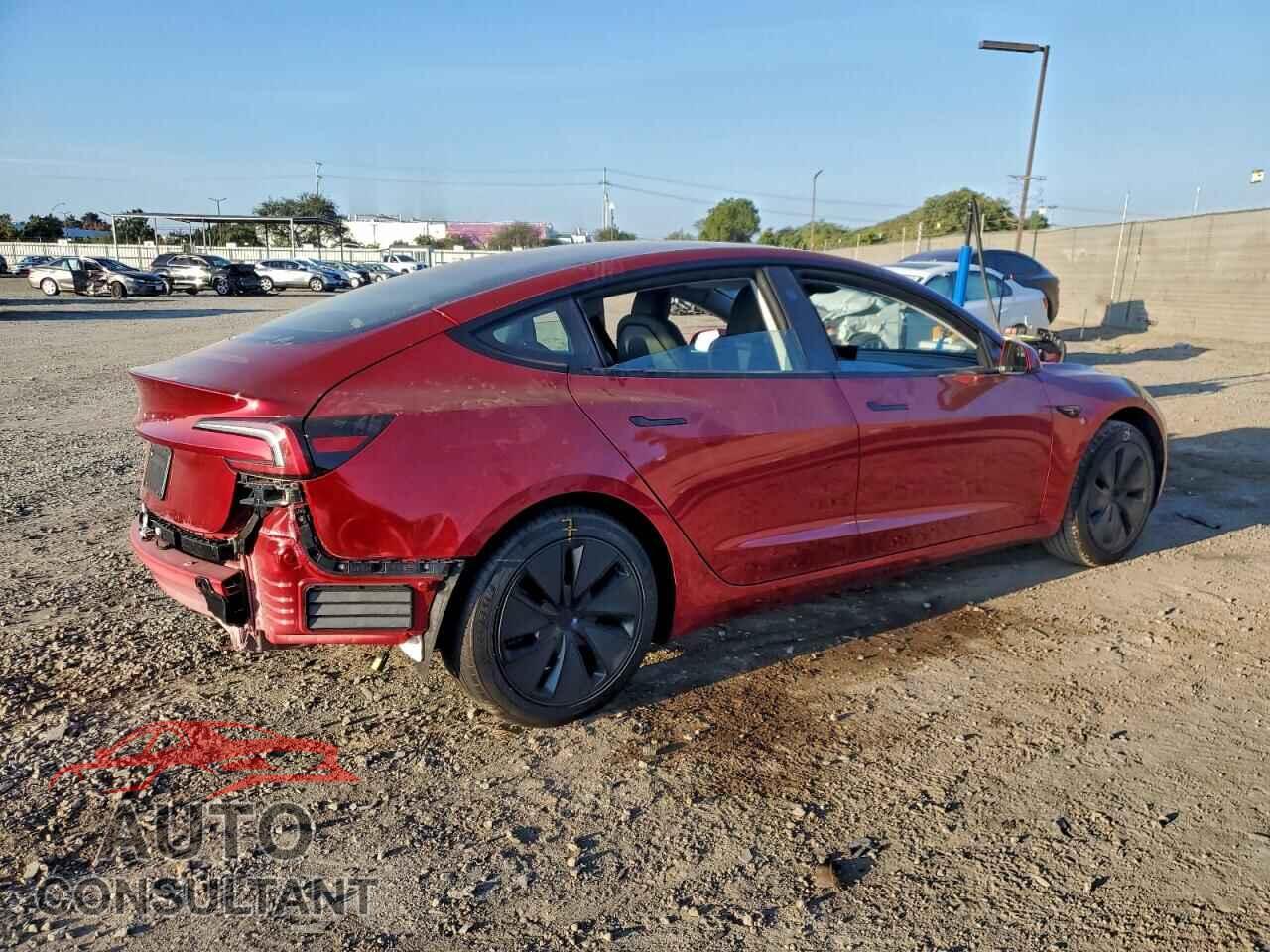 TESLA MODEL 3 2024 - 5YJ3E1EAXRF846267