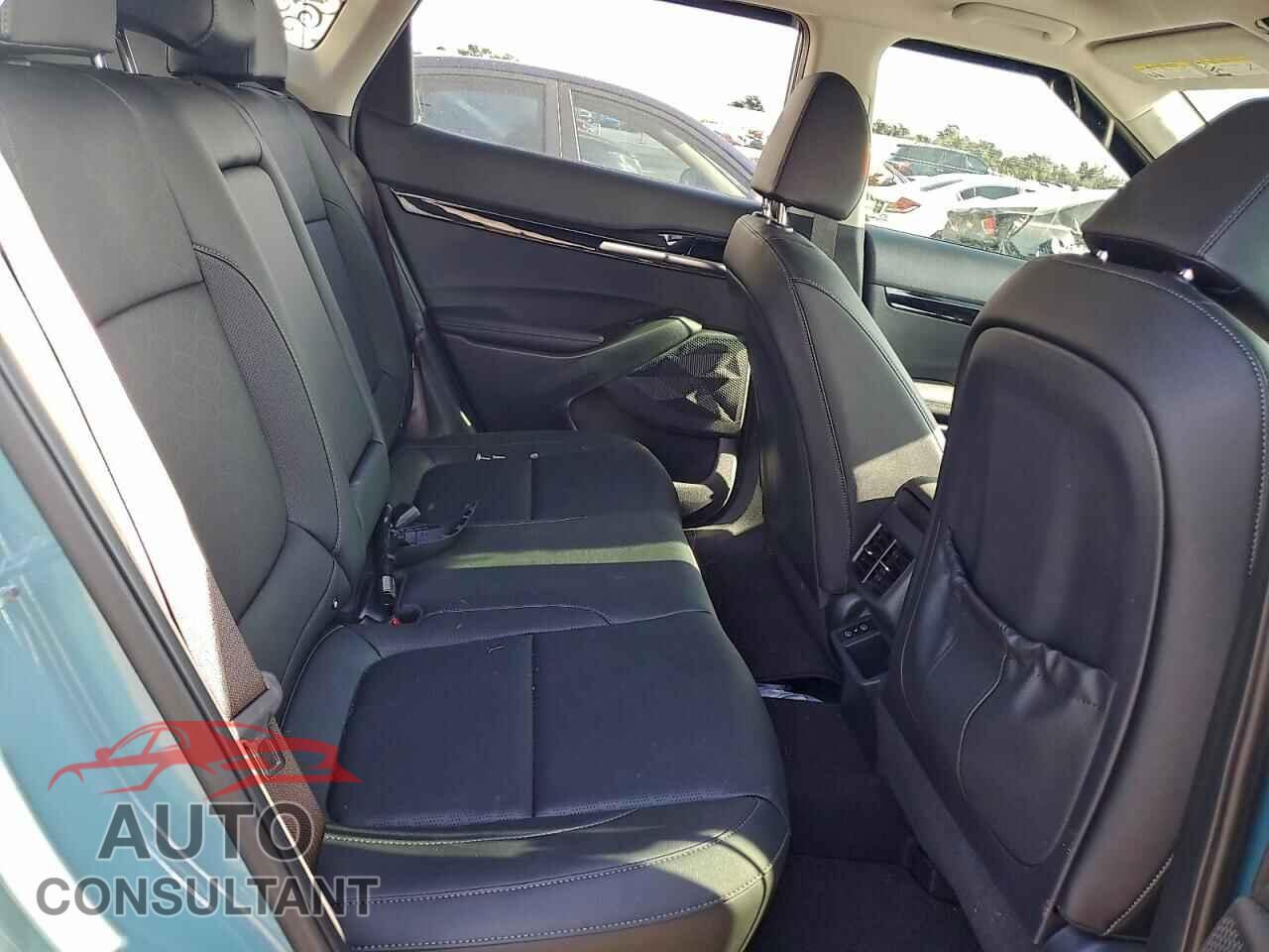 KIA SELTOS 2025 - KNDETCA72S7778286