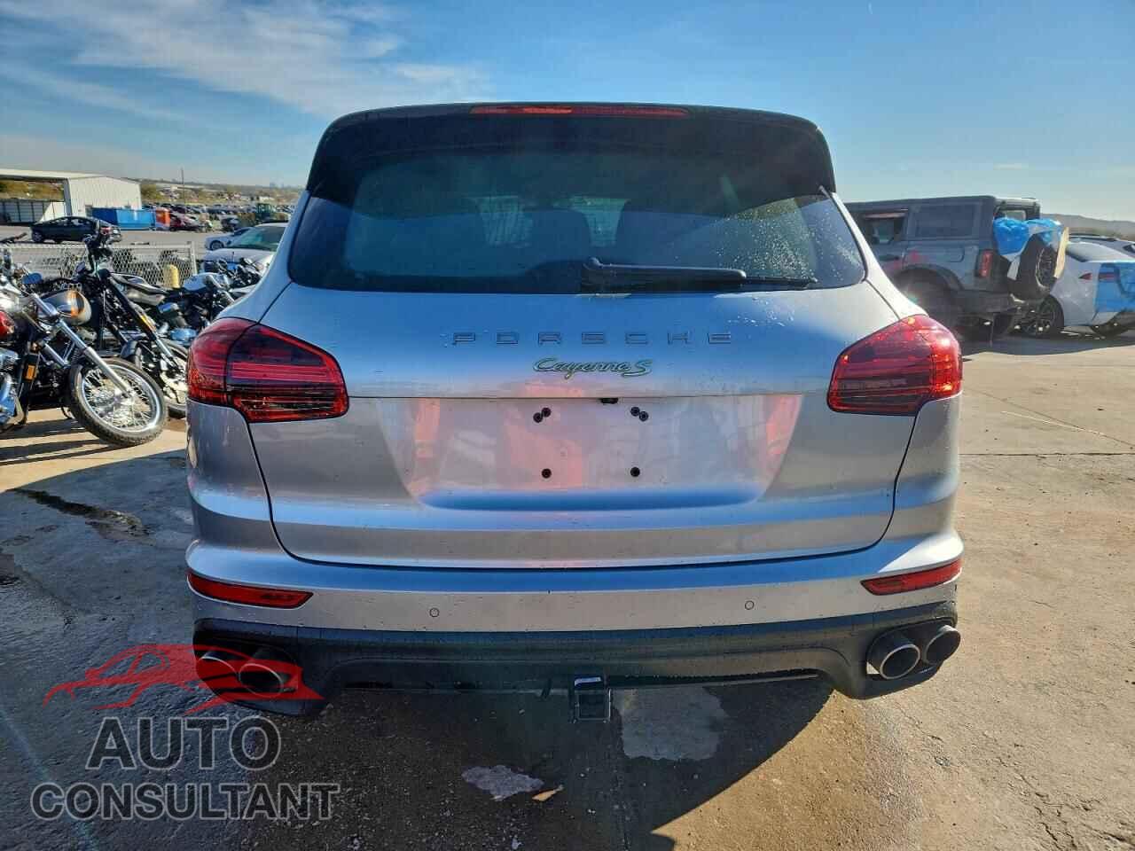 PORSCHE CAYENNE 2016 - WP1AE2A23GLA59472