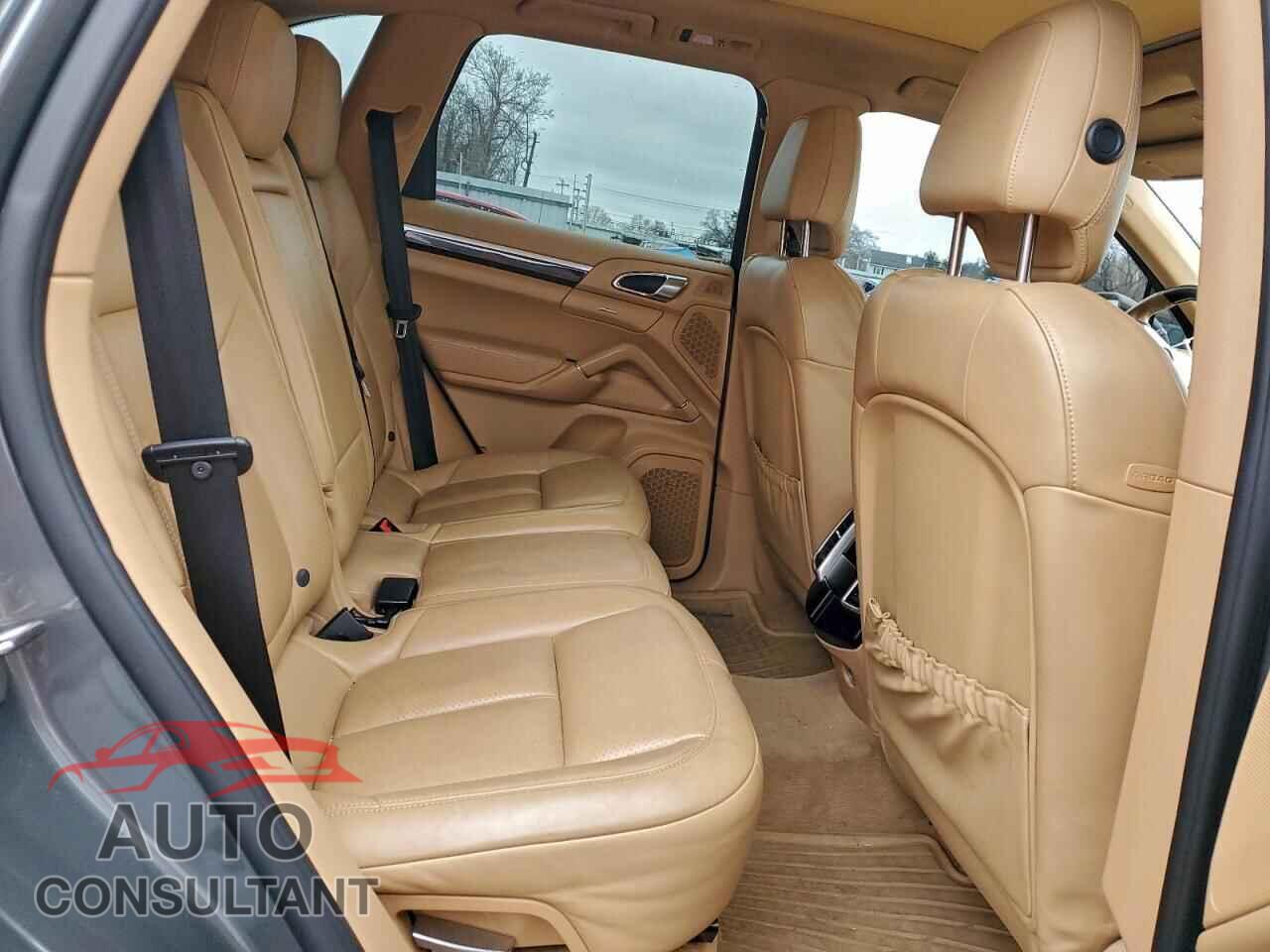 PORSCHE CAYENNE 2016 - WP1AA2A20GLA06501