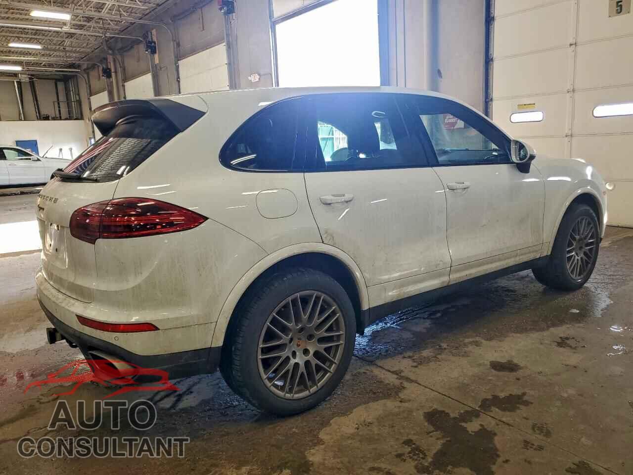 PORSCHE CAYENNE 2017 - WP1AA2A26HKA80738