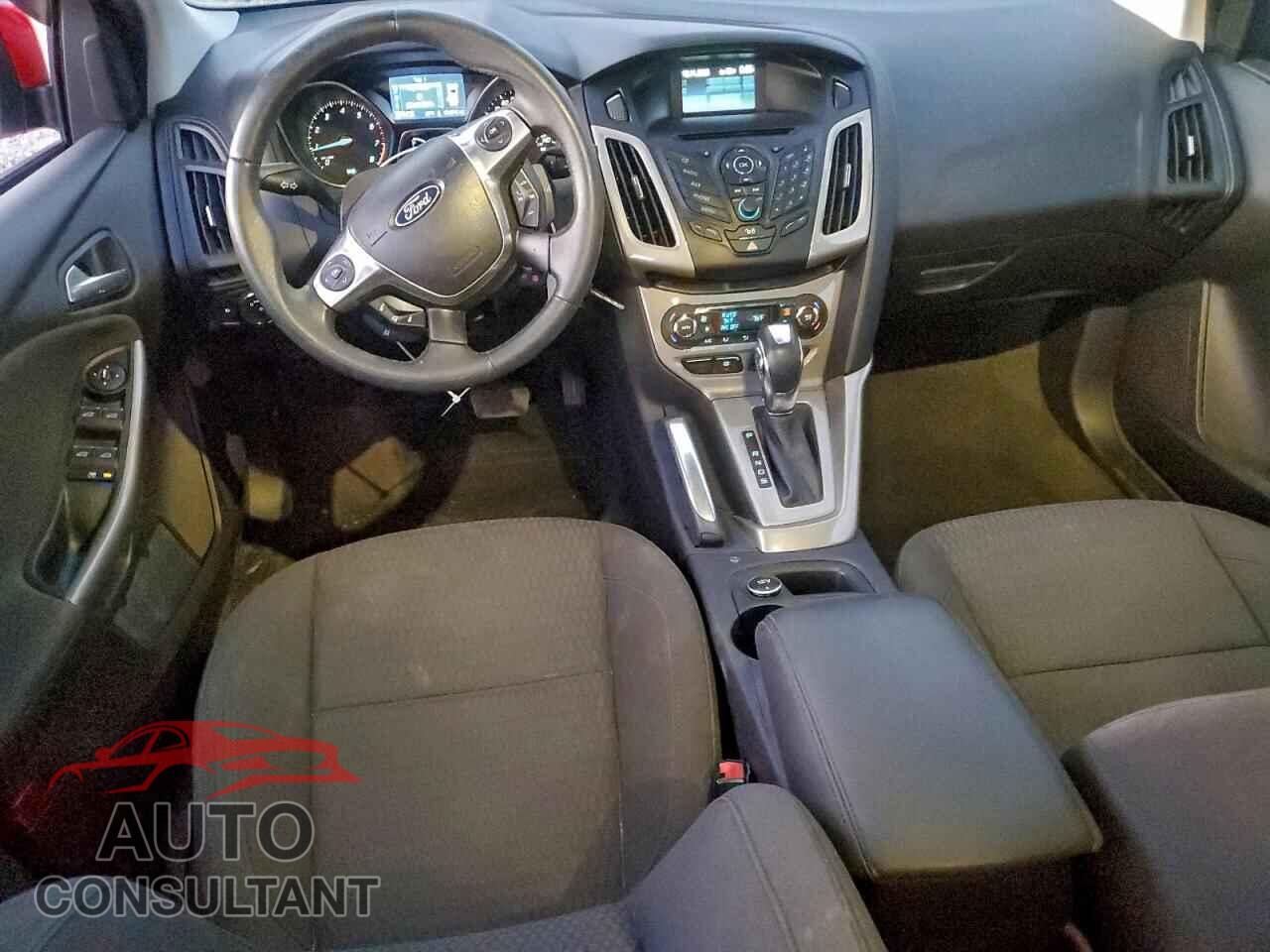 FORD FOCUS 2012 - 1FAHP3H28CL195764