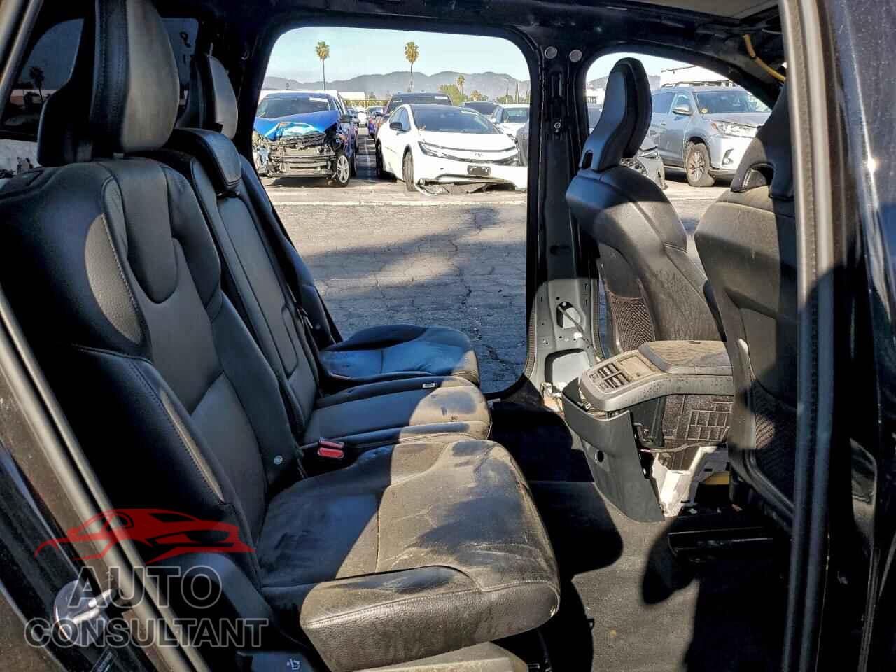 VOLVO XC90 PLUS 2024 - YV4062PE2R1196331