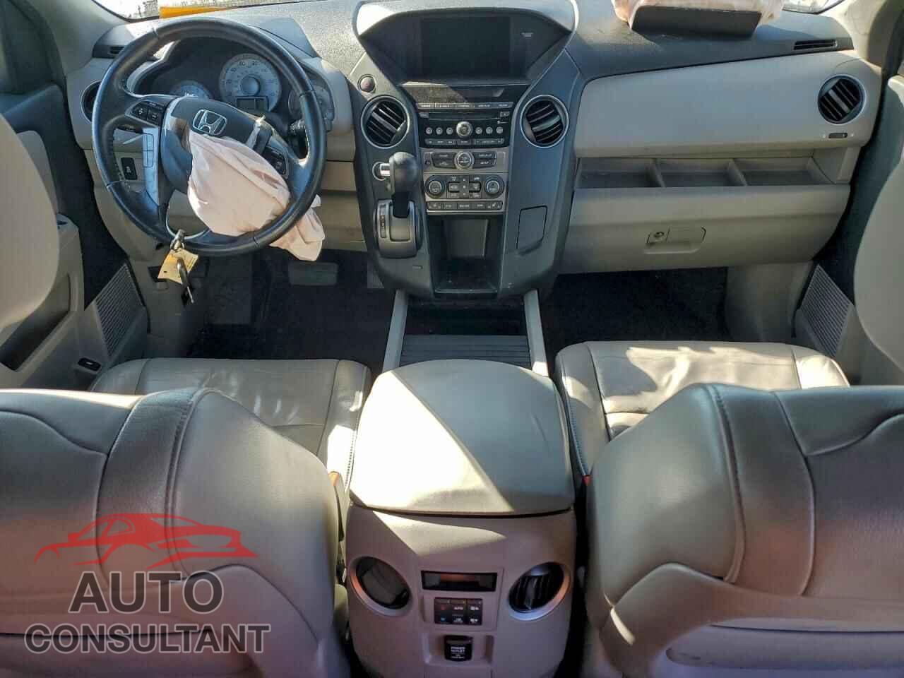 HONDA PILOT 2013 - 5FNYF4H58DB003597
