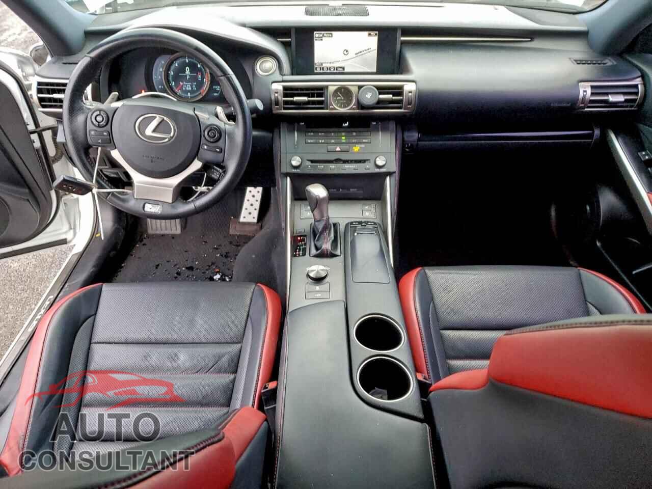 LEXUS IS 2015 - JTHCF1D29F5020688