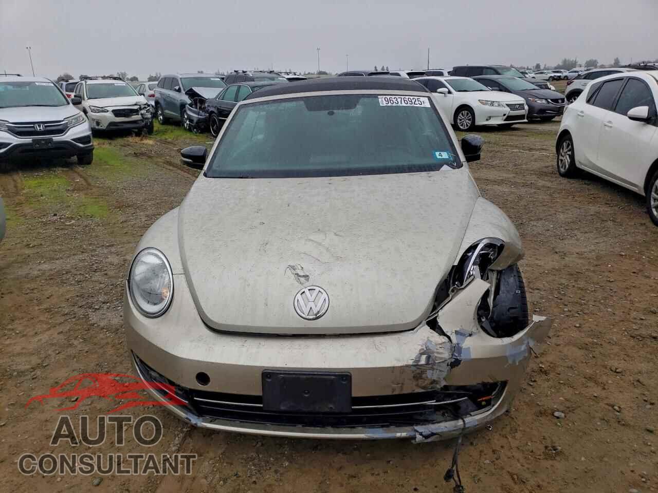 VOLKSWAGEN BEETLE 2013 - 3VW7A7AT4DM803603