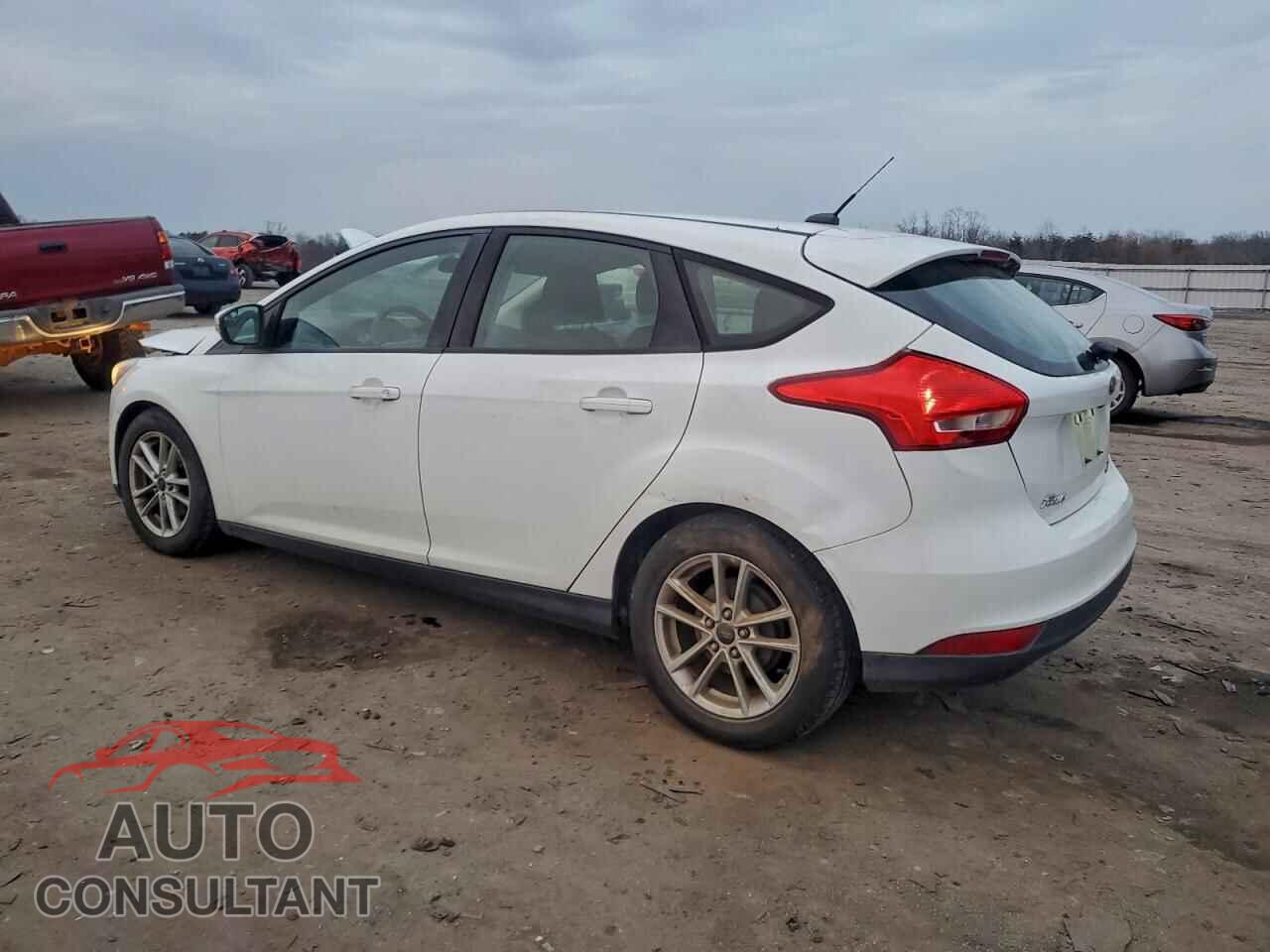 FORD FOCUS 2015 - 1FADP3K27FL222805